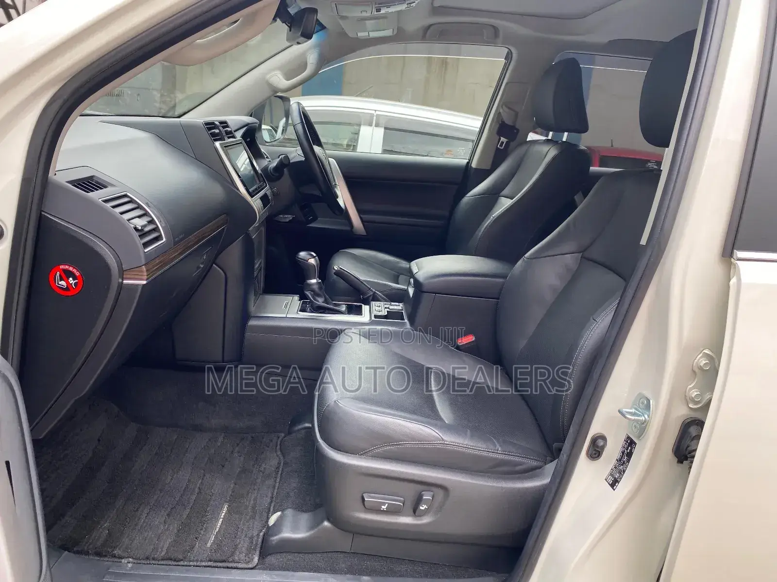 Toyota Land Cruiser Prado 2018 White