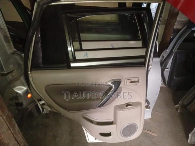 Rav4 J Back Left Door - thumbnail 2