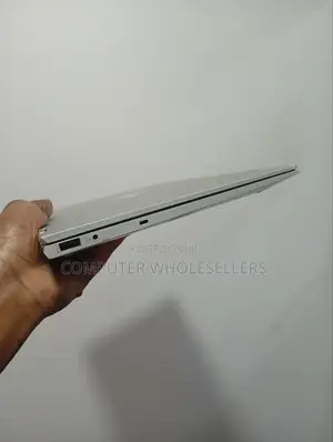 Laptop HP EliteBook x360 1040 G7 16GB Intel Core i7 SSD 512GB