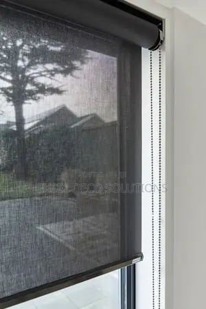Sunscreen Roller Blinds – Classy Shades for Sunny Windows
