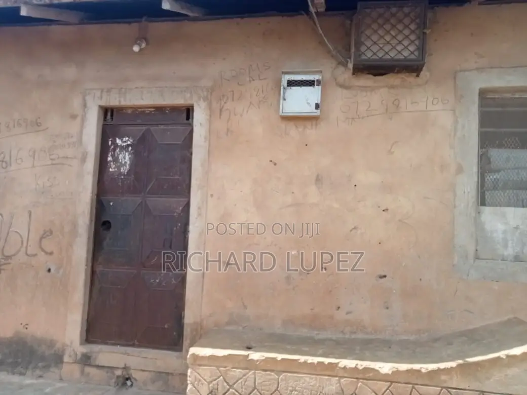 9bdrm Room & Parlour in Shonda, Shika Adabu for sale