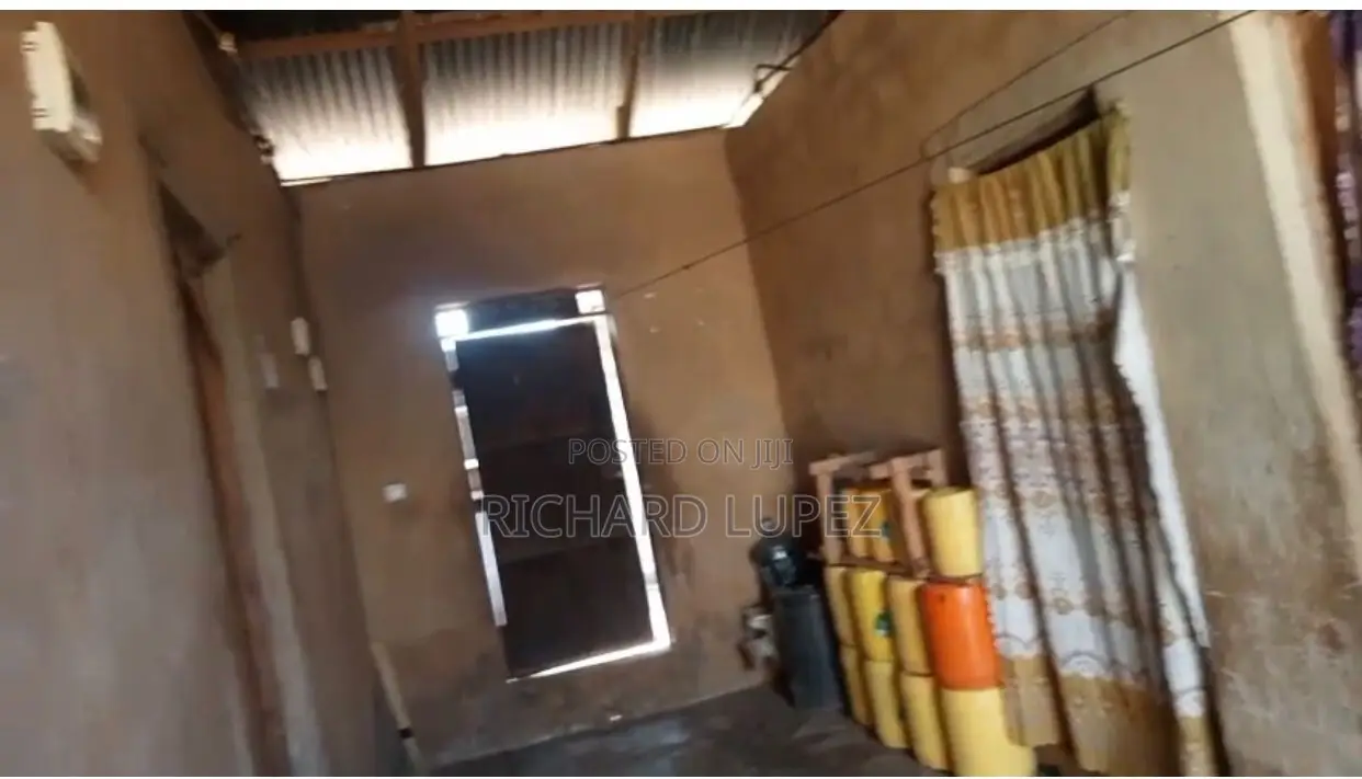 9bdrm Room & Parlour in Shonda, Shika Adabu for sale