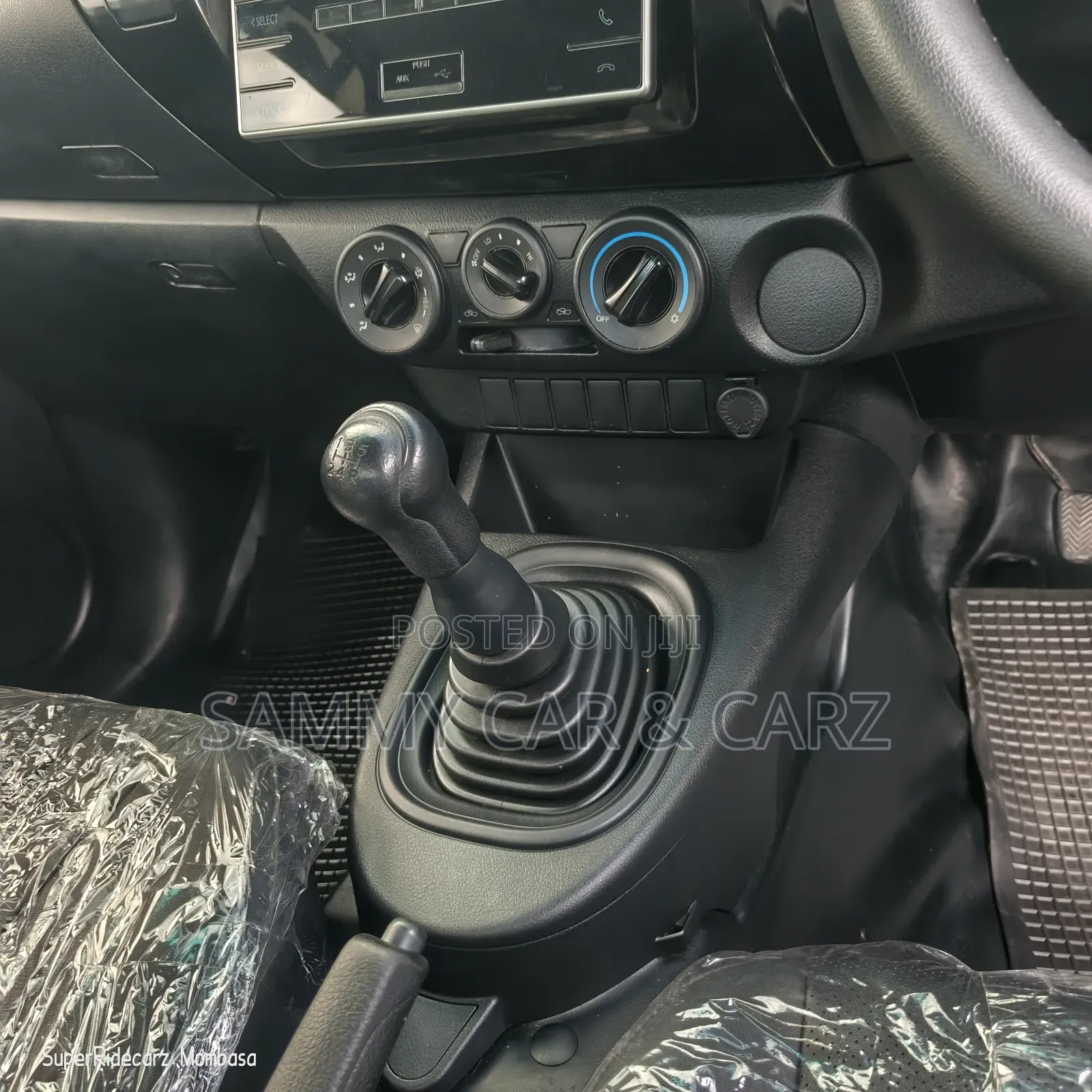 Toyota Hilux 2018 Gray