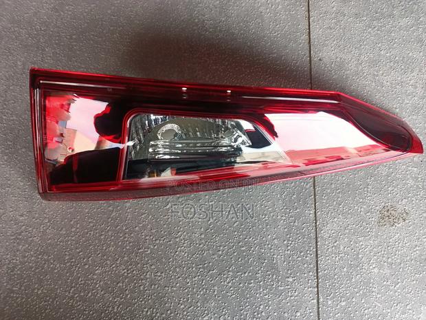 Axela 2017 Boot Light - main view