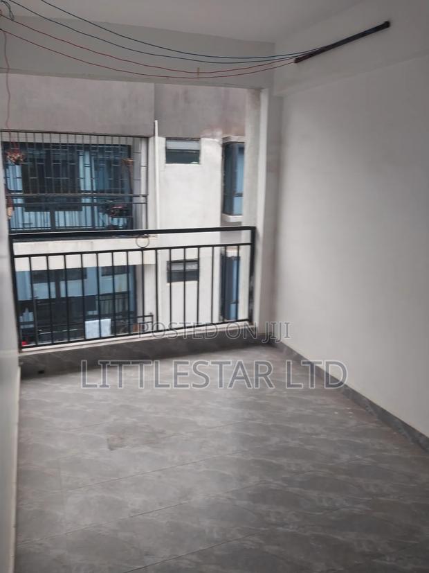 2bdrm Apartment in Royal Garden, Hurlingham for rent - main view