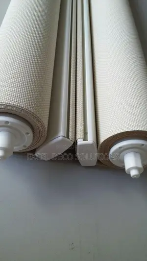 Sunscreen Roller Blinds –Cool Down Without Cutting Off Light