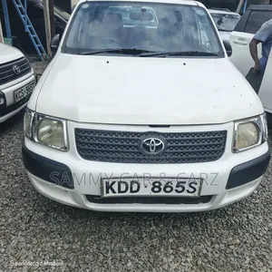 Toyota Succeed SV Premium 2014 White