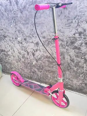 Teenagers / Kids Foldable Metallic Scooter Hand Brake