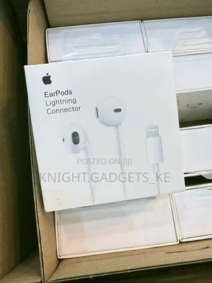 Earpods Lightning Connector!!