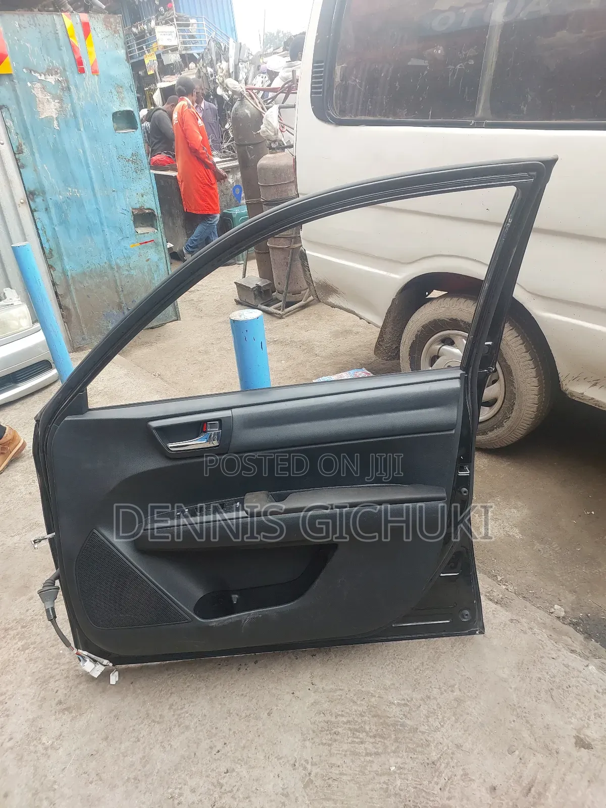 Front Door Rh Fielder/Axio 161/165