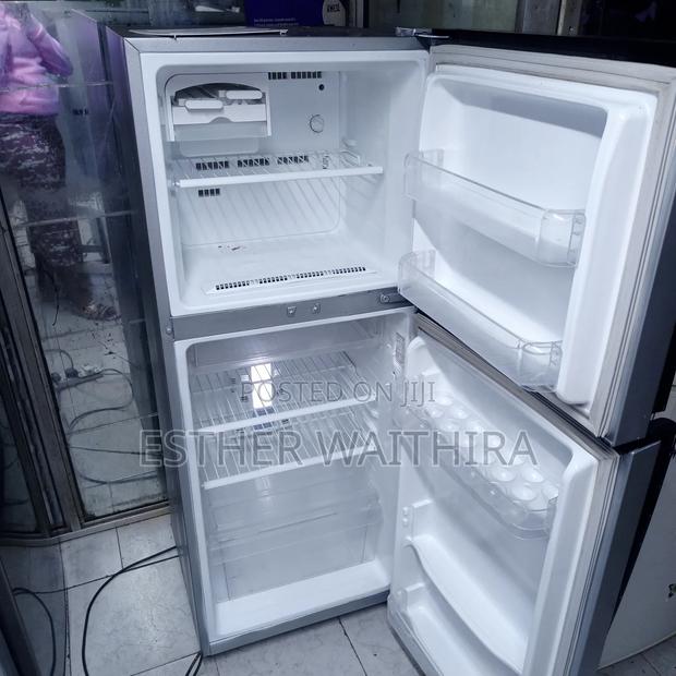 Perfectly Working Sumsung Fridge - thumbnail 2