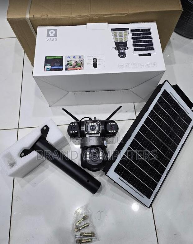 V380 Pro 4g Triple Lens Floodlight Solar PTZ Camera
