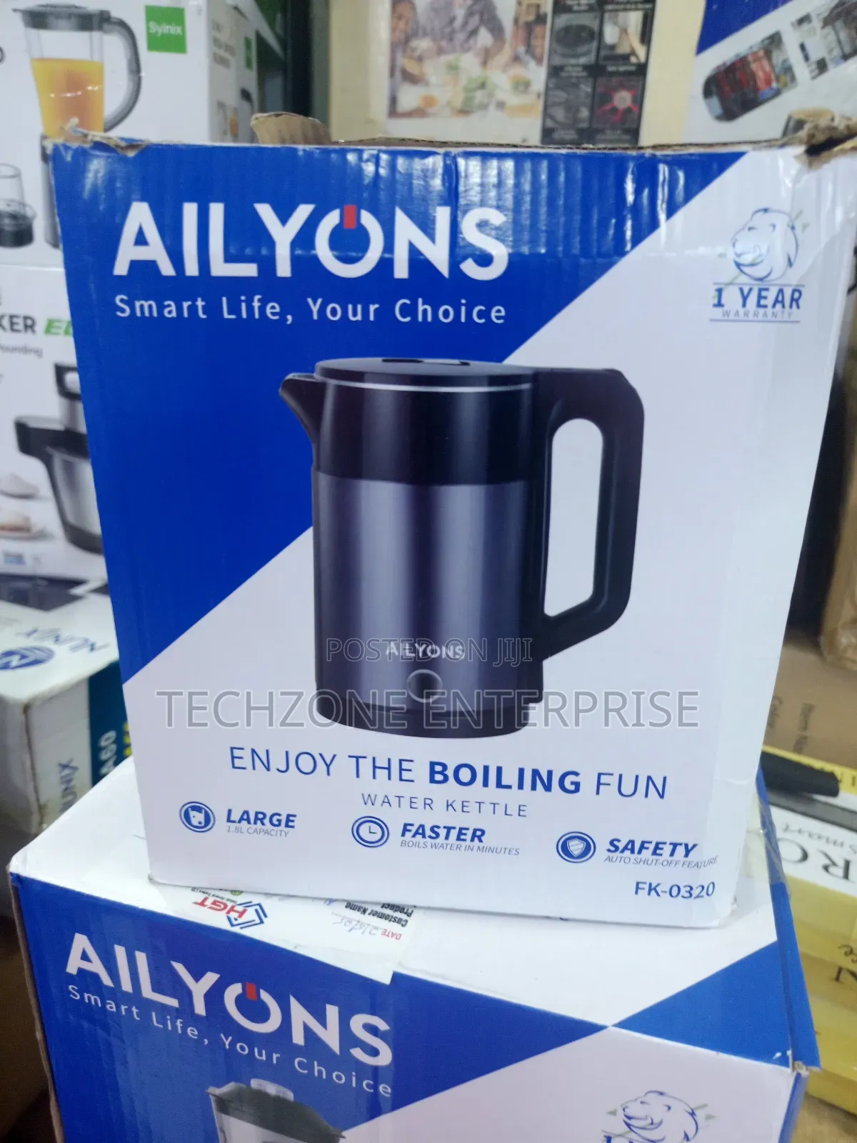 Black New Model Executive Plastic Ailyons Kettle