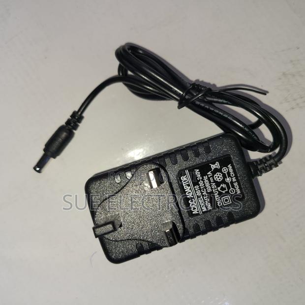 5v 1a Adapter - main view