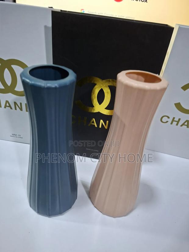 Affordable Quality Flower Vases - main view