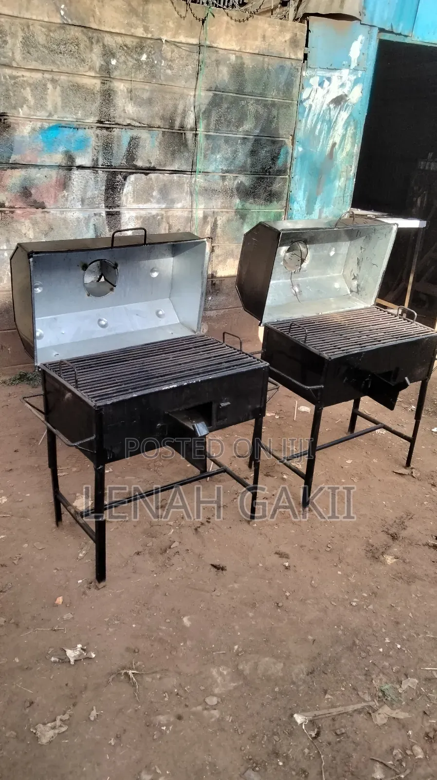 Charcoal Barbecue Grill