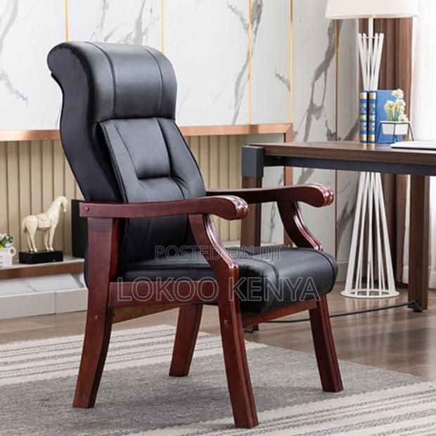 Office Chair : Solid Wood Base Executive Chair - thumbnail 6