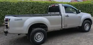 Isuzu D-MAX 2019 Silver