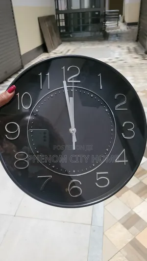 12inch Round Wall Clocks Available