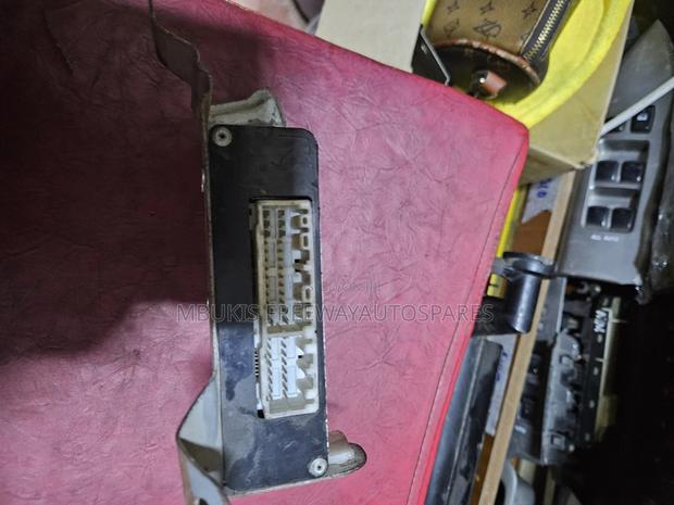 Toyota Townace Ecu  - thumbnail 2