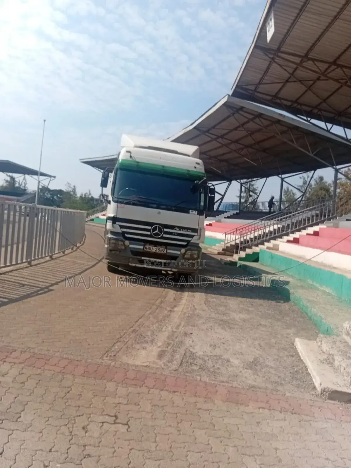 Transit Trailers for Goods Transportation