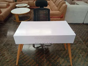 Executive Office Chair With Headrest