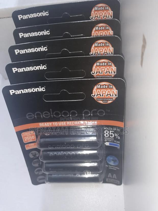 Aa Panasonic Rechargeable Batteries 4 Pack Legendary Service - thumbnail 2