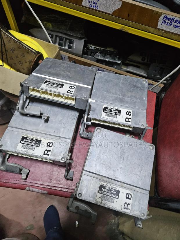 Engine Computer Probox No.R8