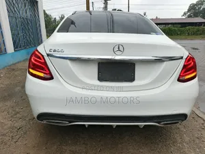 Mercedes-Benz C200 2019 White