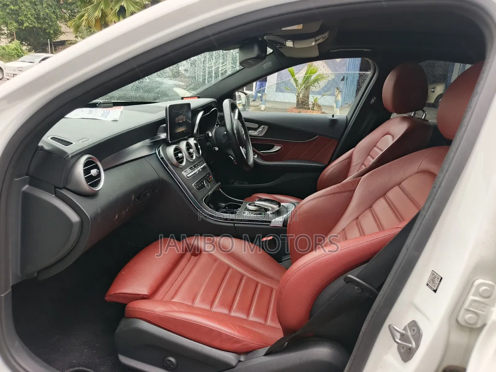 Mercedes-Benz C200 2019 White