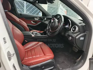 Mercedes-Benz C200 2019 White