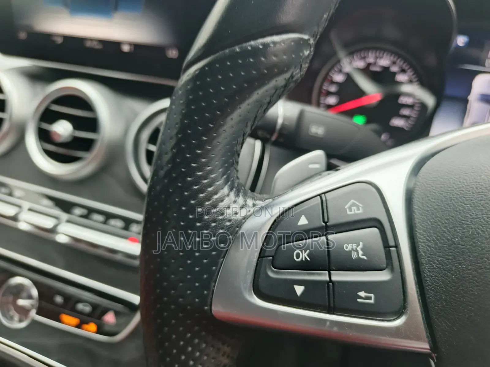 Mercedes-Benz C200 2019 White