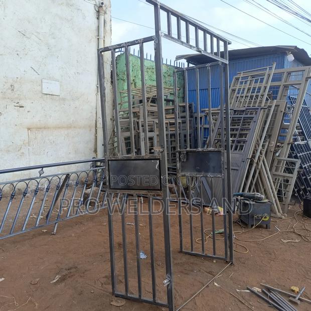 "Heavy-Duty Steel Grill Door – Maximum Security Style!" - thumbnail 2