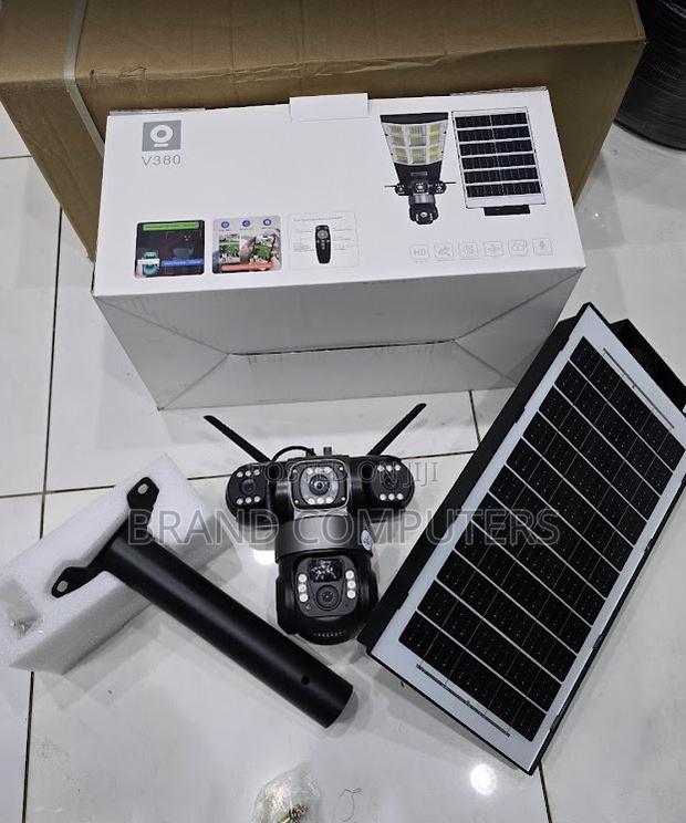 180w V380 Triple Lens 4g 3 Lenses Solar Floodlight Camera
