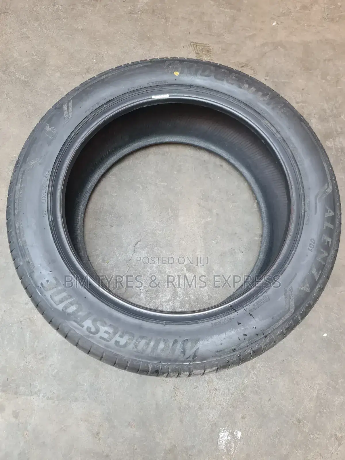 275 /45 R21 Bridgestone Tyres (Japan)