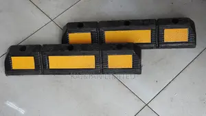 Angled Rubber Parking Wheel Stopper