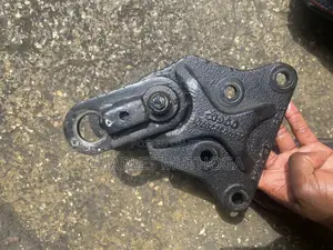 Fuso Fi Front Rear Hanger