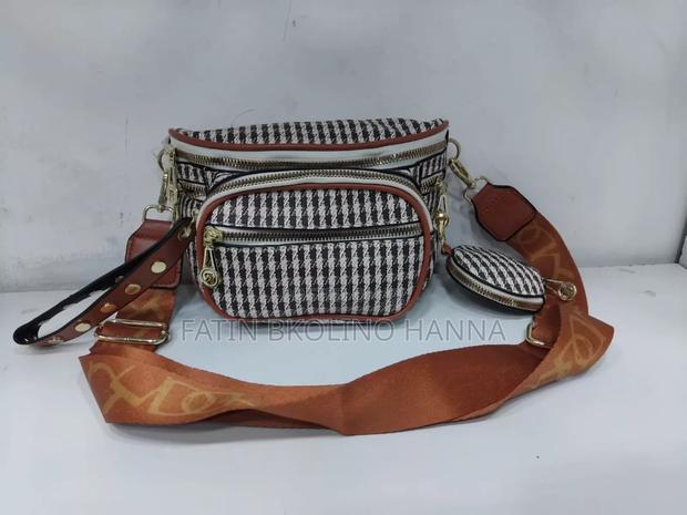 Ladys Chest Bag / Shoulder Bag - thumbnail 3