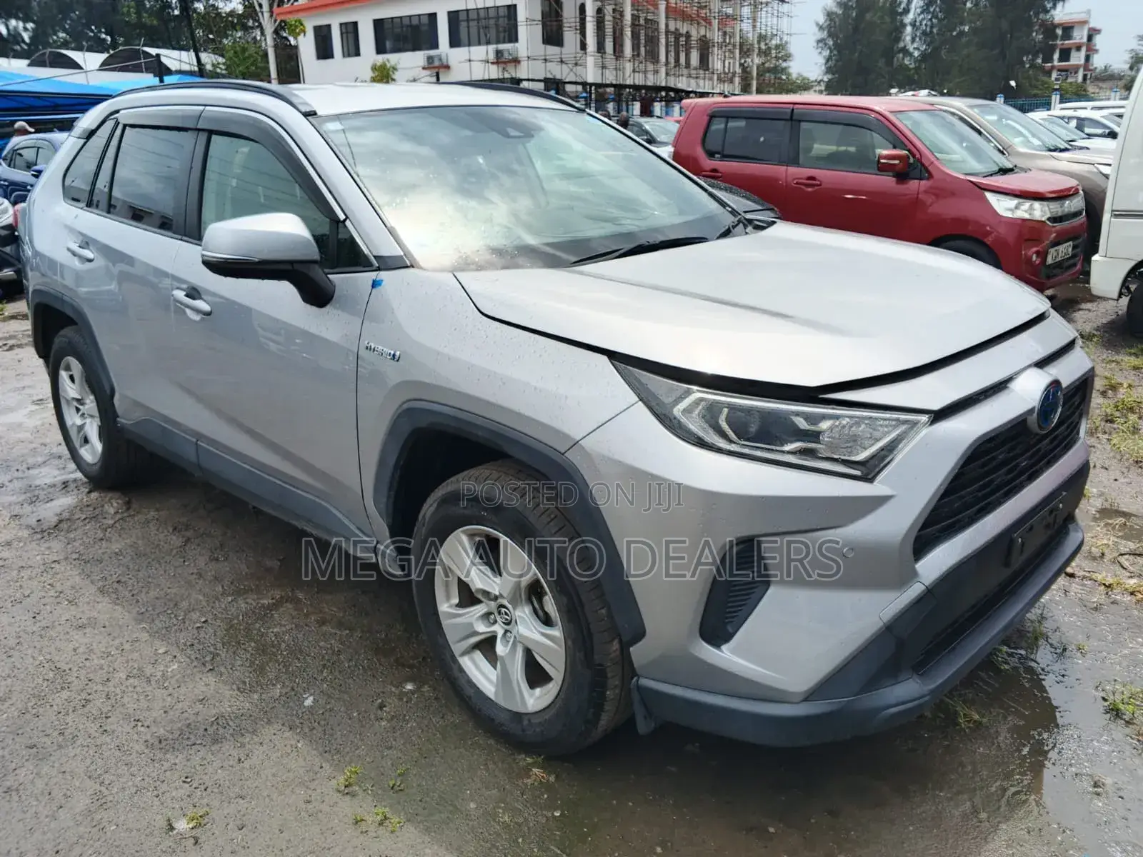 Toyota RAV4 Hybrid 2019 Silver
