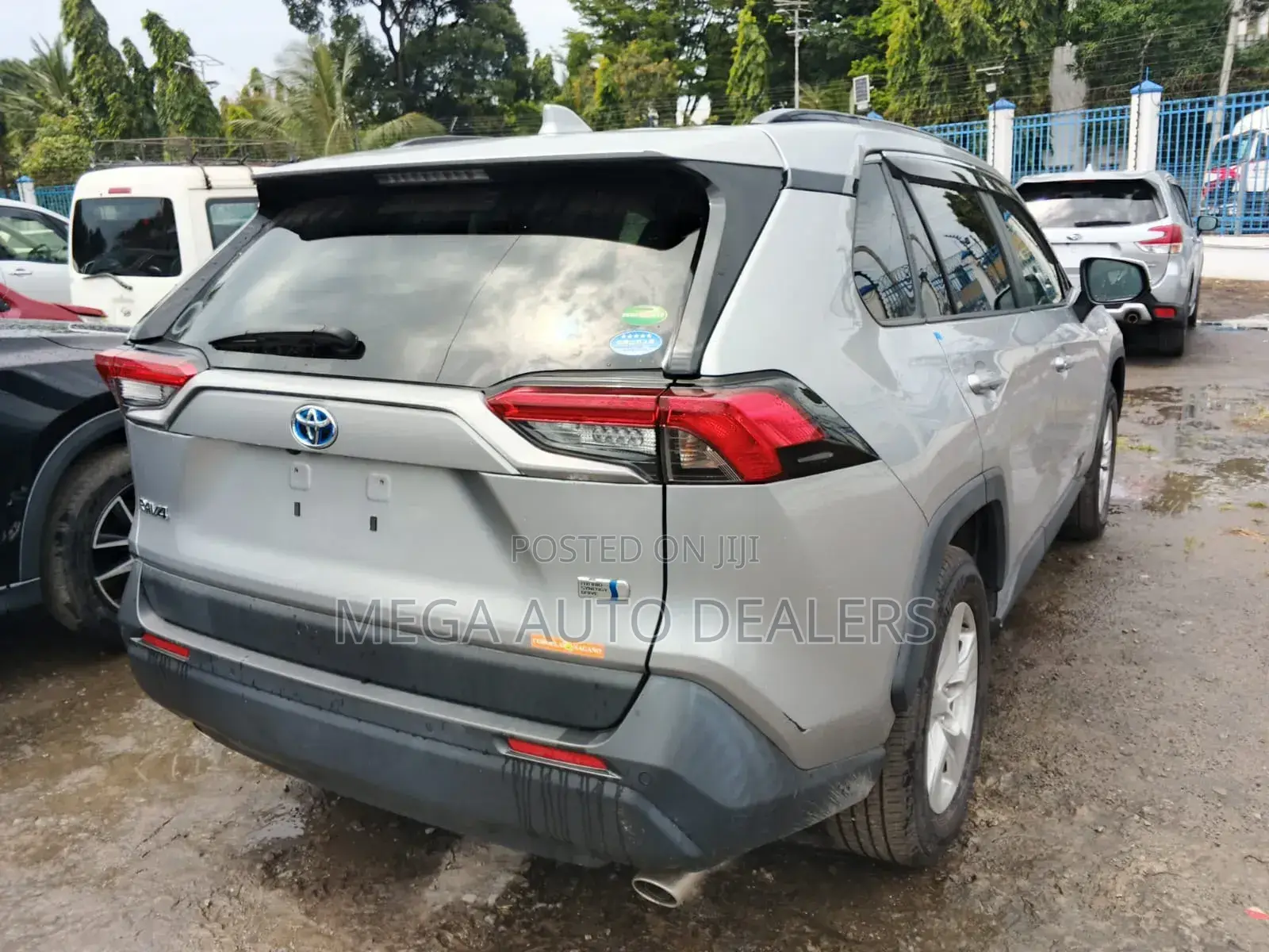 Toyota RAV4 Hybrid 2019 Silver