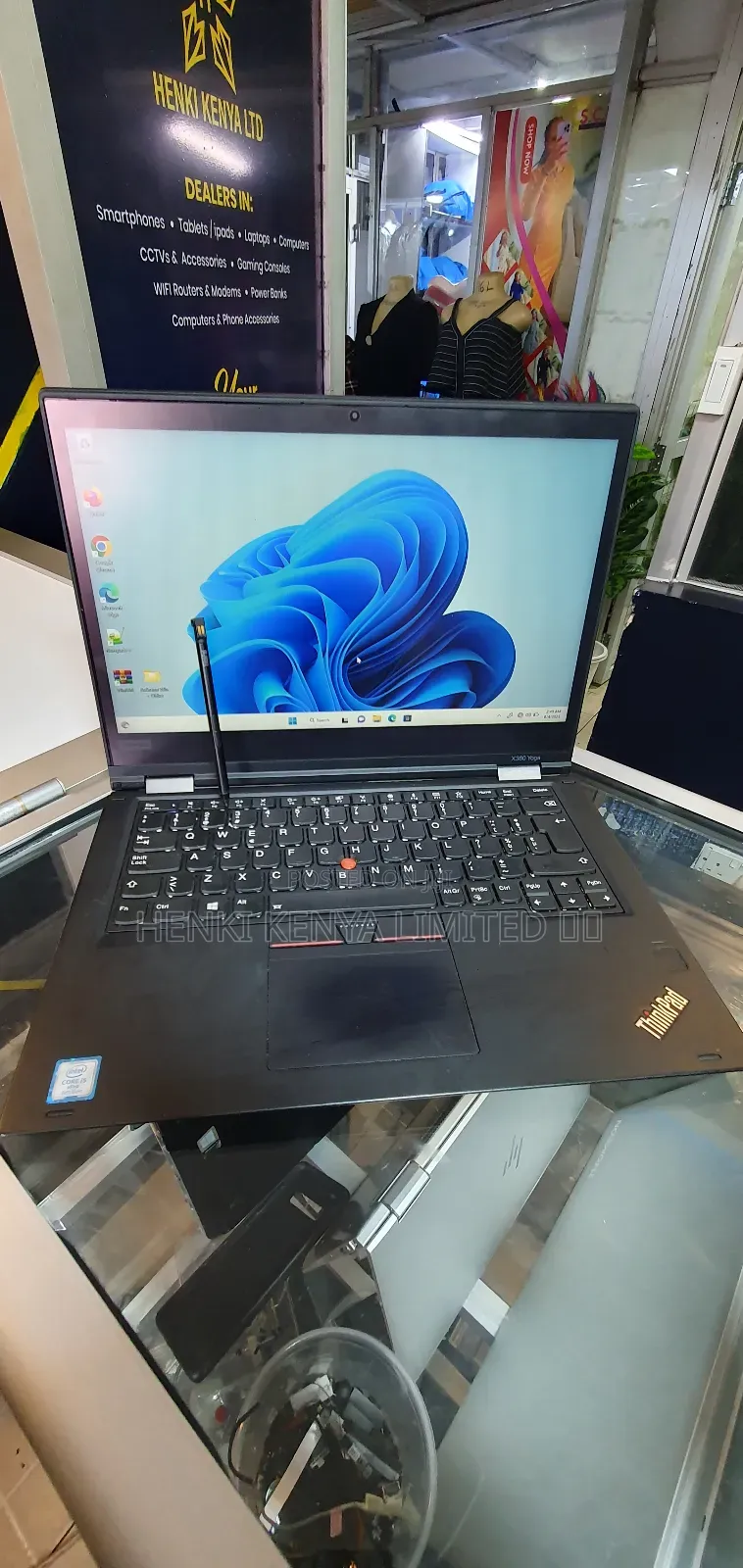 Laptop Lenovo ThinkPad X380 Yoga 8GB Intel Core I5 SSD 256GB