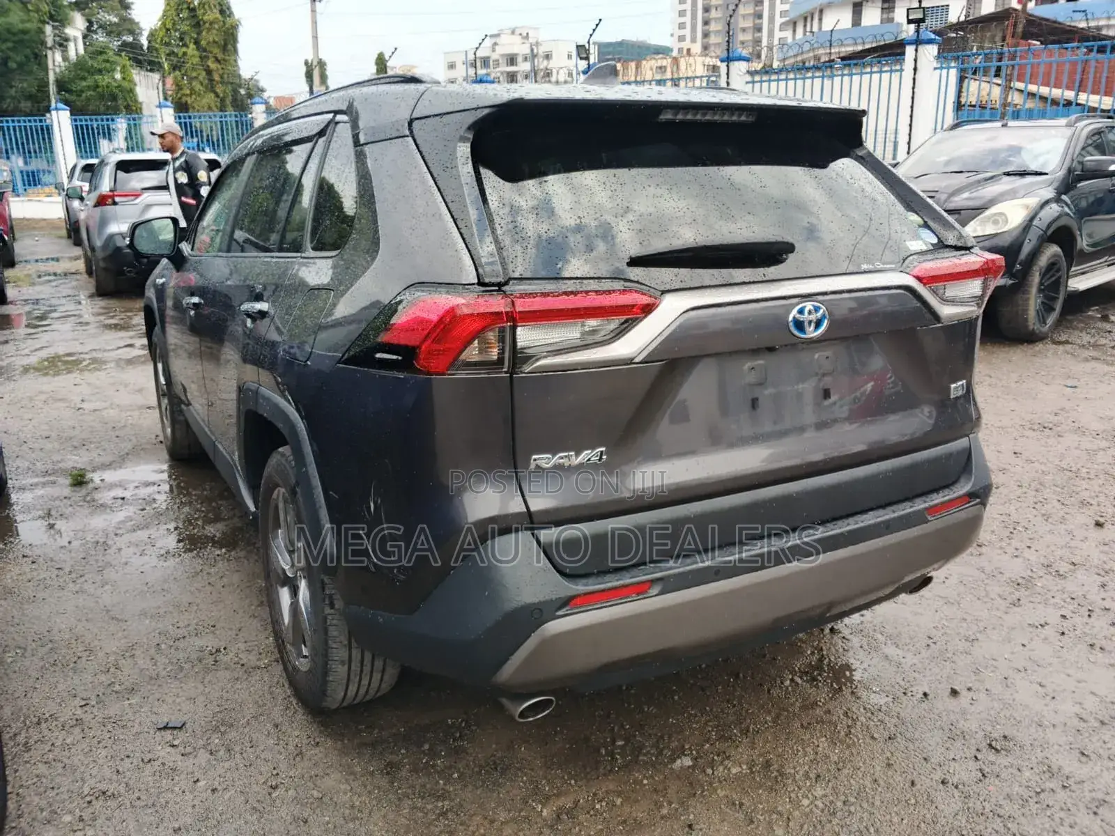 Toyota RAV4 Hybrid 2019 Silver