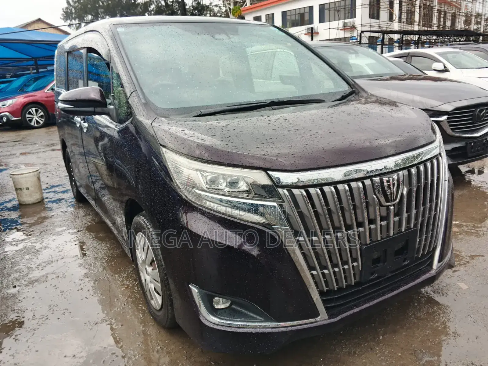 Toyota Esquire 2018