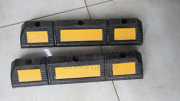 Commercial Reflective Parking Rubber Stoppers - main view