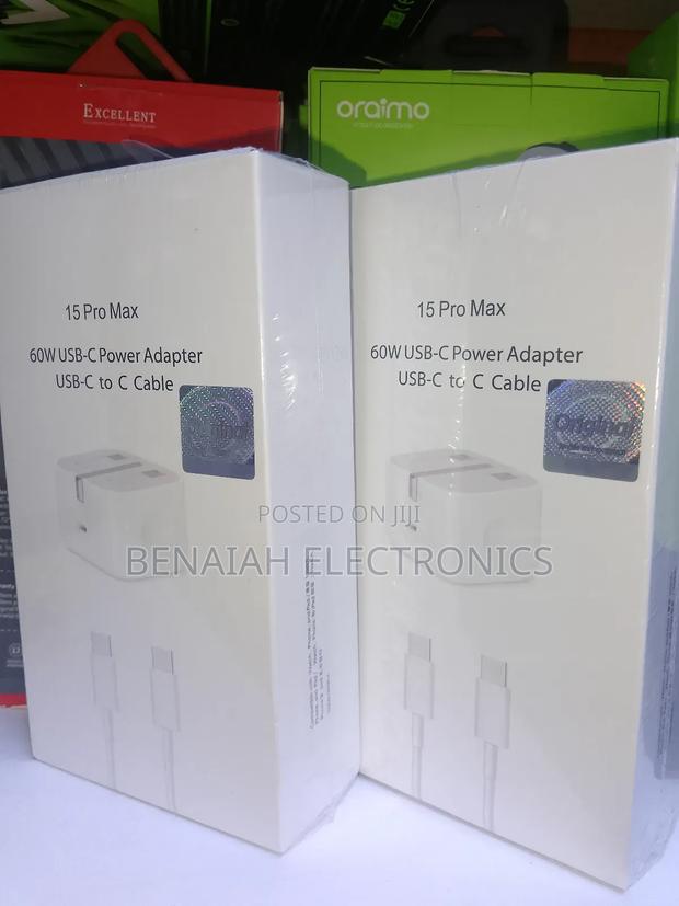iPhone 15 Pro Max 60w Usb-C Power Adapter Usb-C C to C Cable