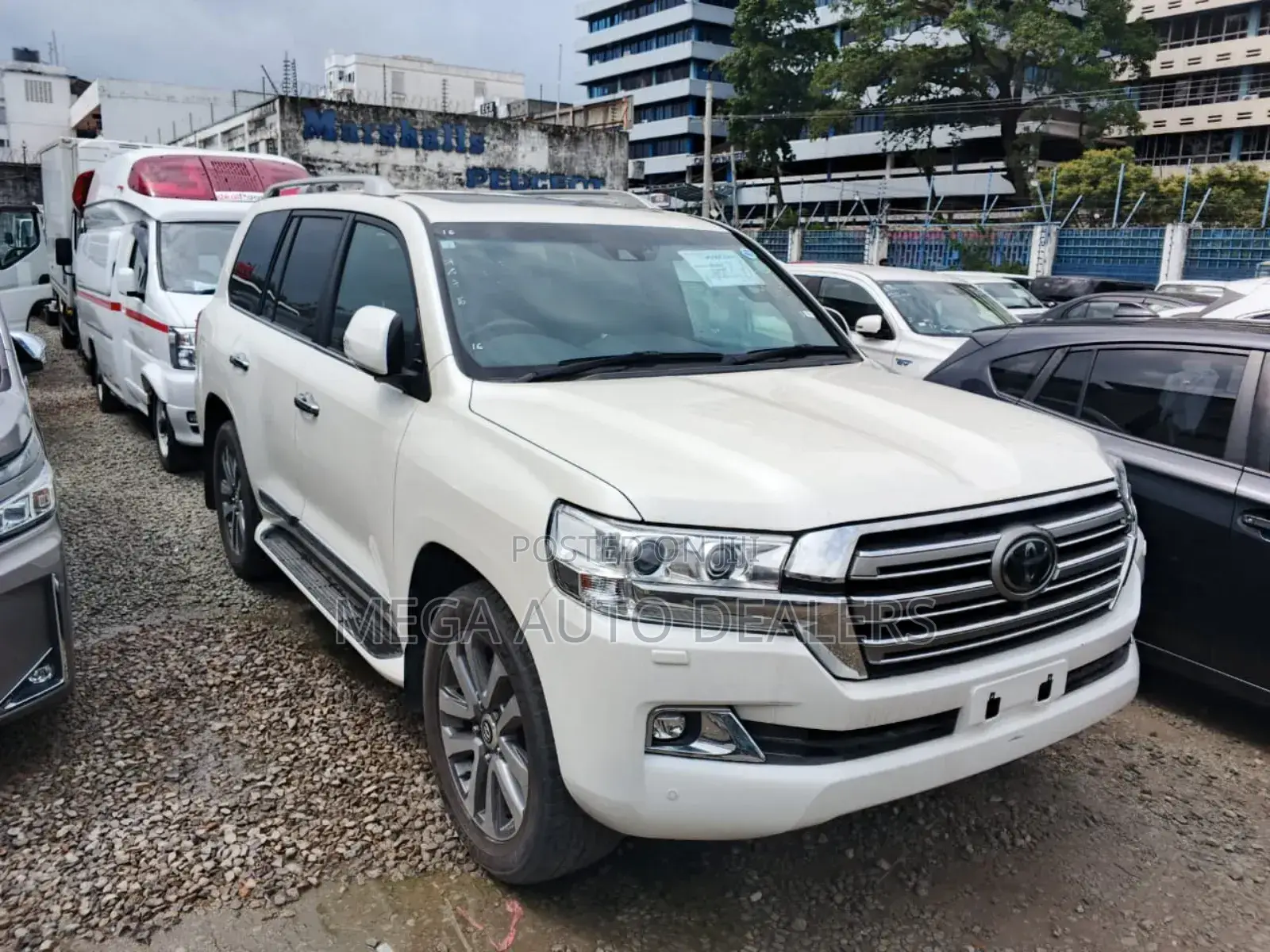 Toyota Land Cruiser 2018 White