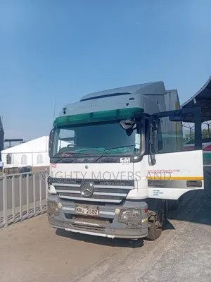 Transit Trailer for Goods Transportation