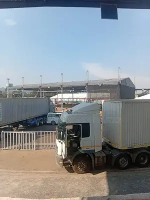 Transit Trailer for Goods Transportation