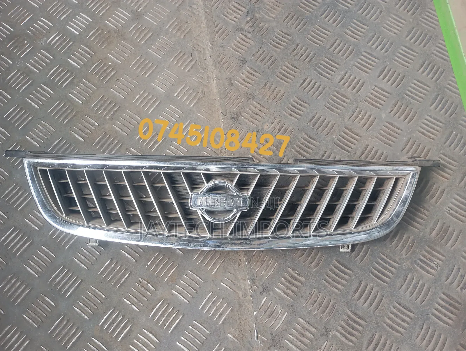 Nissan B15 Grill