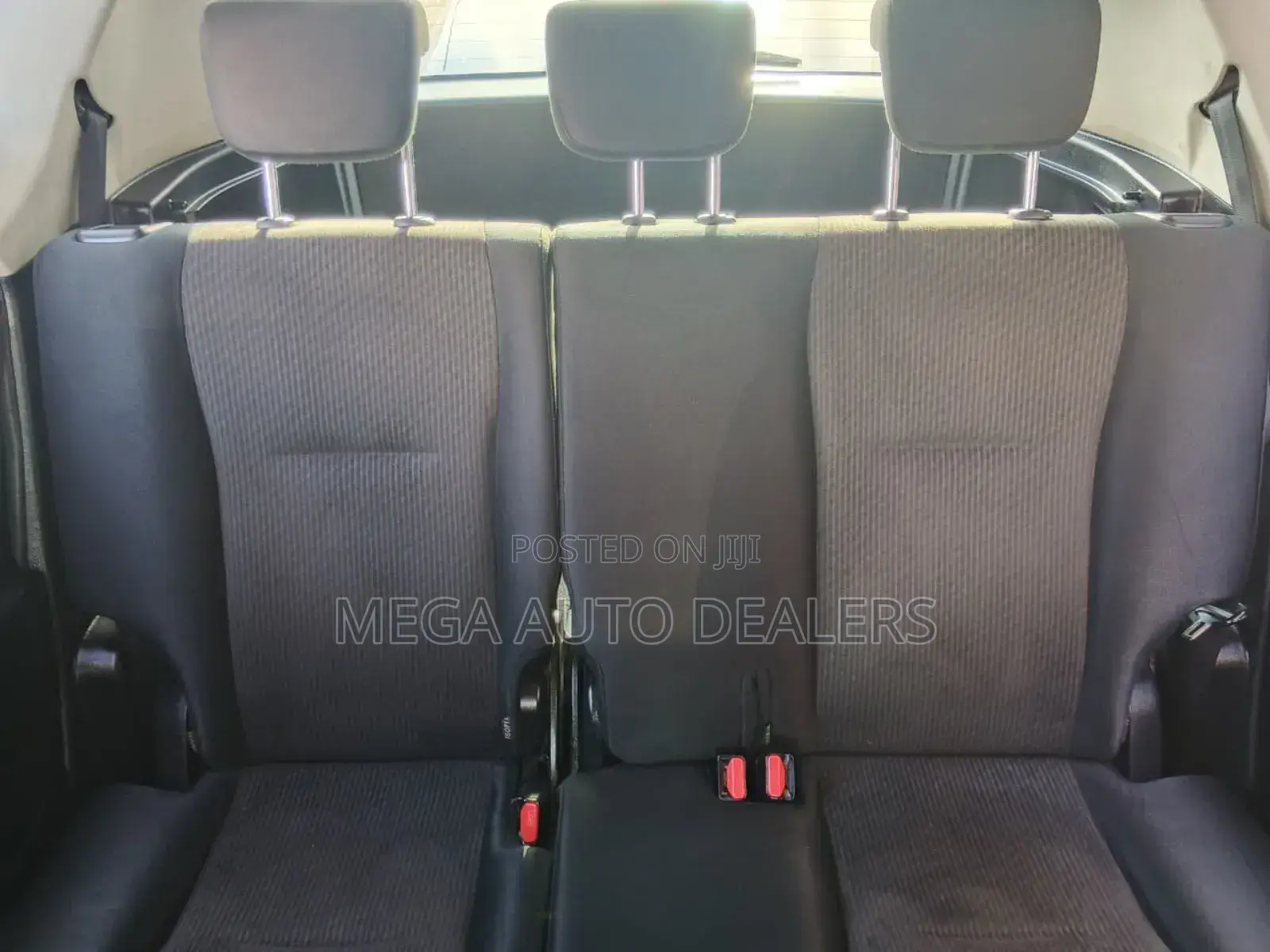Toyota Ractis 2014 Blue